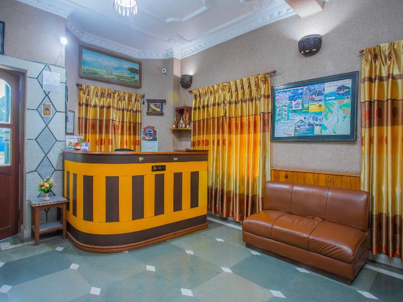 Spot On 445 New Hotel Natureland Pokhara Extérieur photo